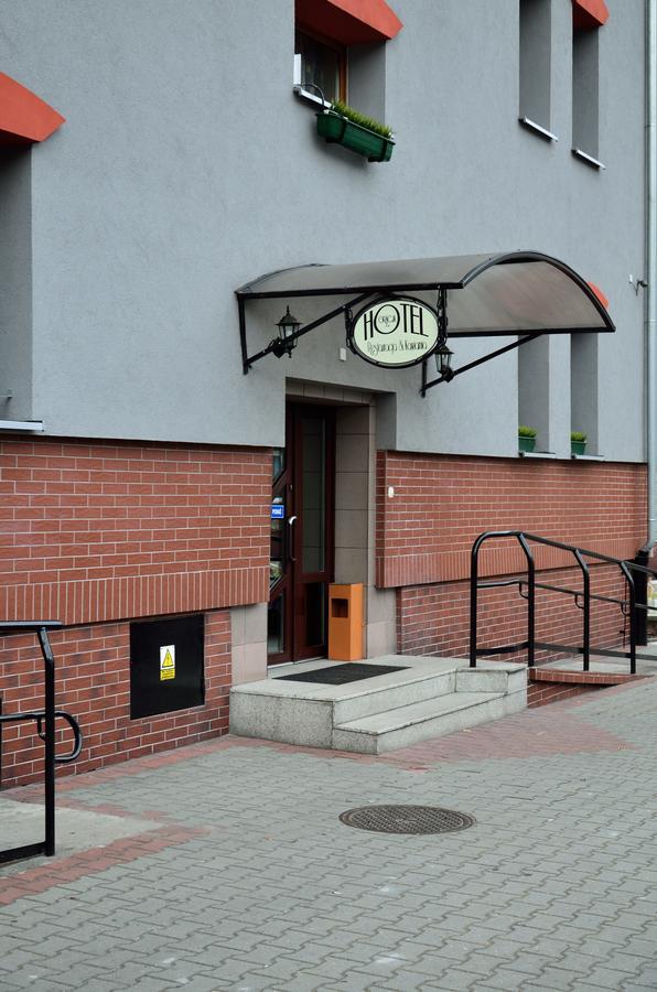 Hotel Gracja Kuznia Raciborska Exterior photo